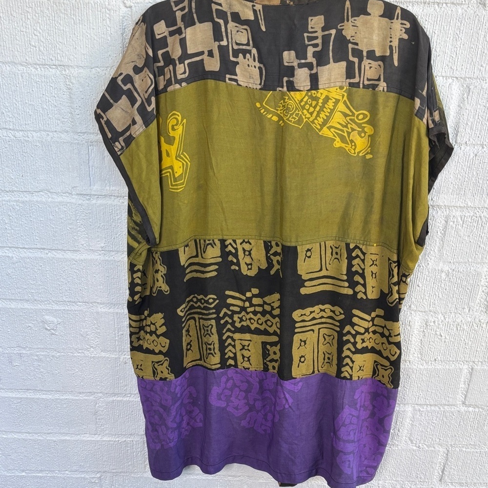 Abstract Patterned Turtle Giraffe Button-Up Oversized Top sz OS - Picture 6 of 7